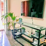 Apartment Mitropolews 55