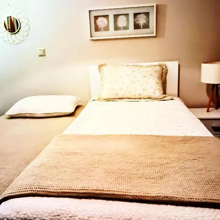 Apartment Mitropolews 55