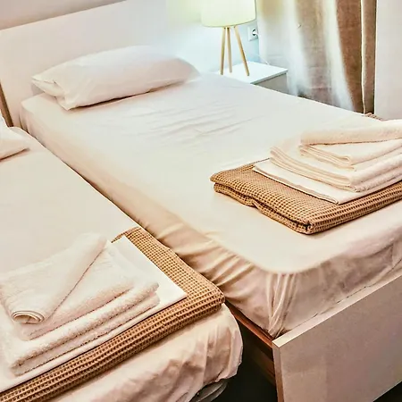 Lejlighed Mitropolews 55 *